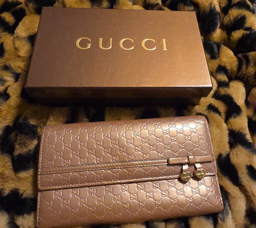 Gucci Metallic Rose Pink GG Continental Wallet with Heart Zipper Pulls